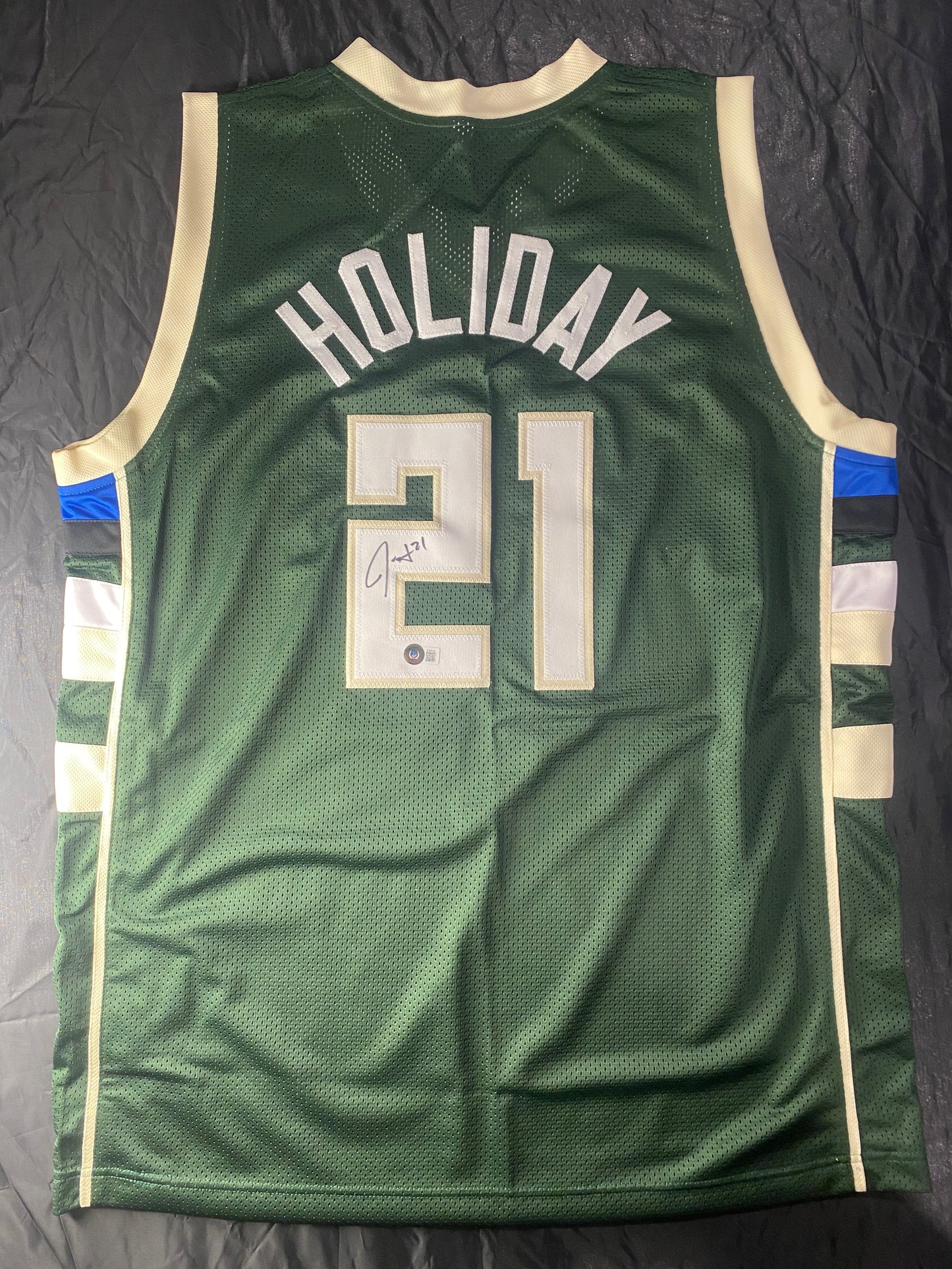 Jrue Holiday Signed Jersey COA